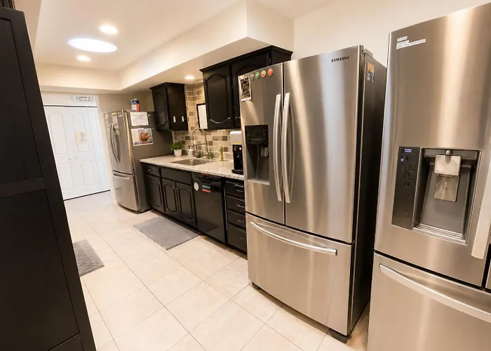 Habitación en casa particular Malibu With Pool For Students & Young Professionals! Tempe